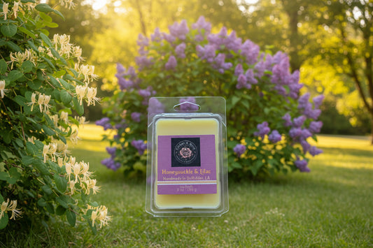 Honeysuckle & Lilac – Terri's Garden & Bloom Wax Melt | 2.5 oz Clamshell
